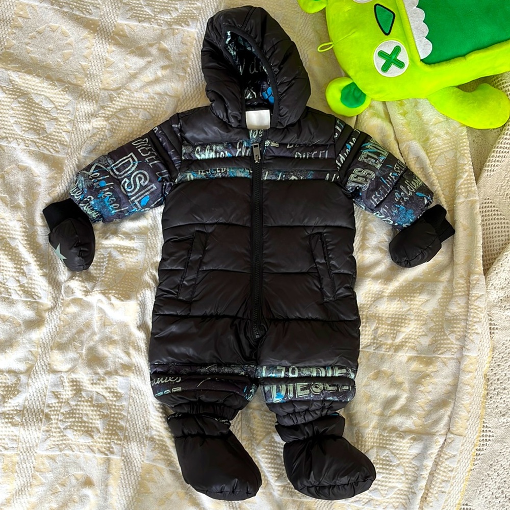 Awesome DIESEL Winter Suit. Attached Gloves and Booties Included. 6–9 Months.